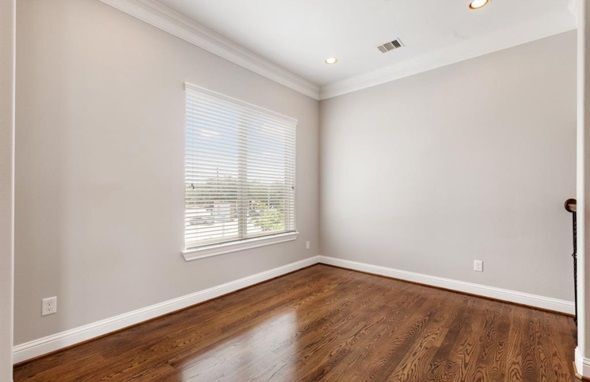 Foto del edificio - 805 W 23rd St