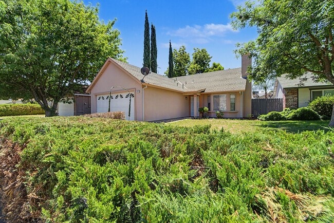 Foto del edificio - 2 Bedroom 2 bathroom Northside of Yuba City