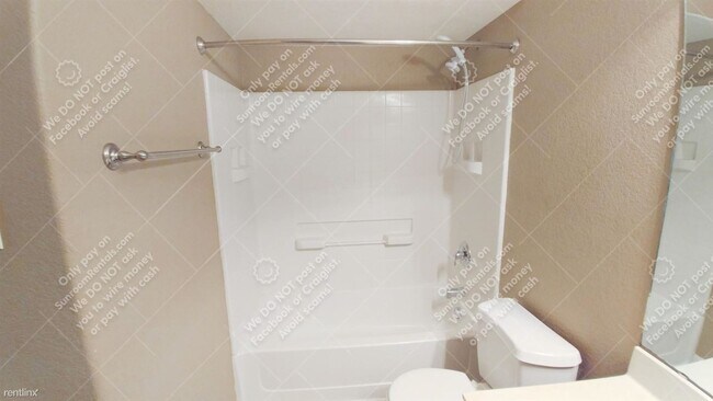 Foto del edificio - 1 br, 1 bath Townhome - 113 Rush Hvn C C