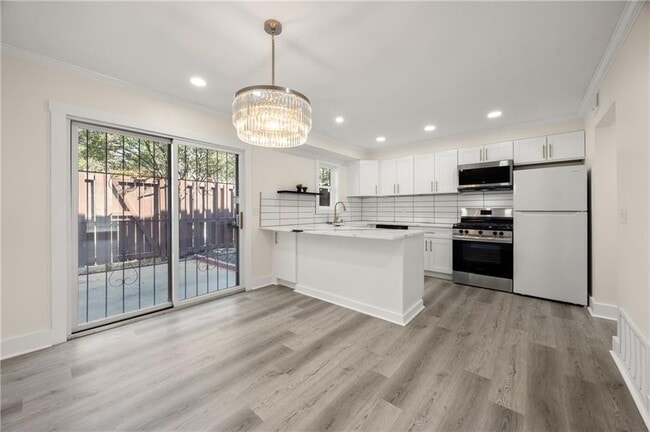 Building Photo - 3298 Abbeywood Dr