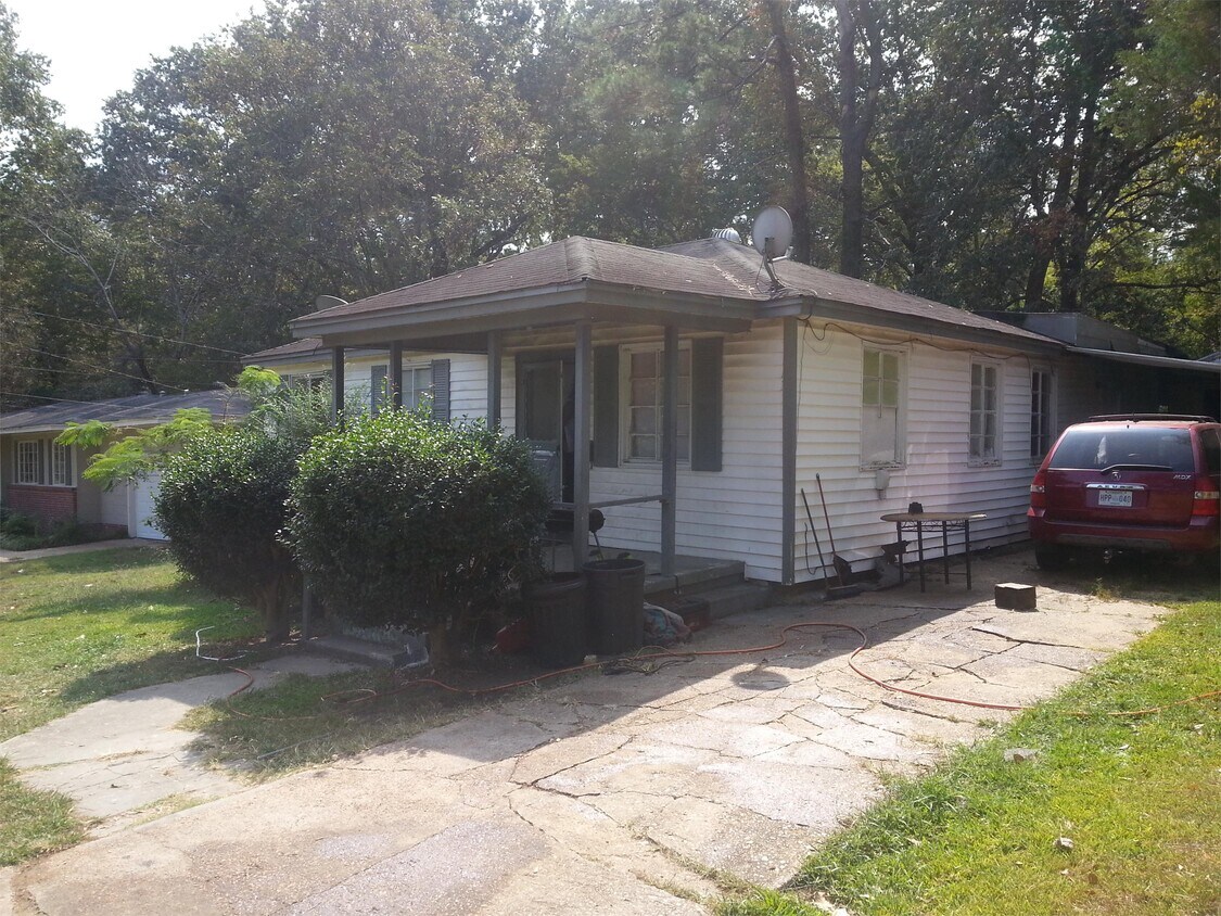 825 Combs St, Jackson, MS 39204 House Rental in Jackson, MS