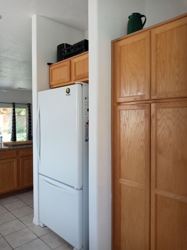 Foto del edificio - GREAT AREA!