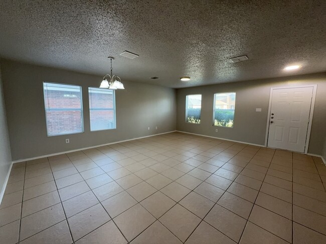 Building Photo - 3952 Golden Horn Ln