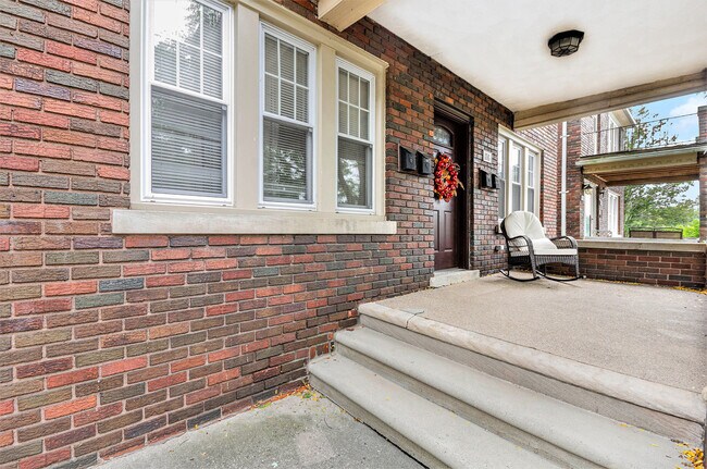 Foto del edificio - 858 Nottingham Rd
