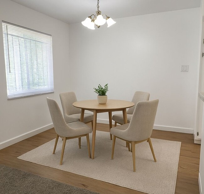 Building Photo - 2116 Lemontree, 2