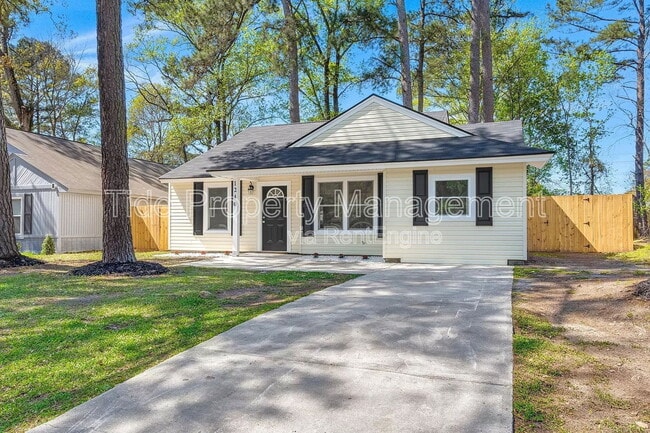 Building Photo - 1240 Maryland Dr