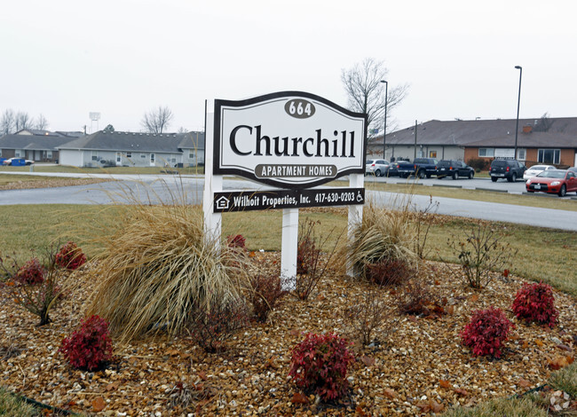 Signage - Churchill Apartments