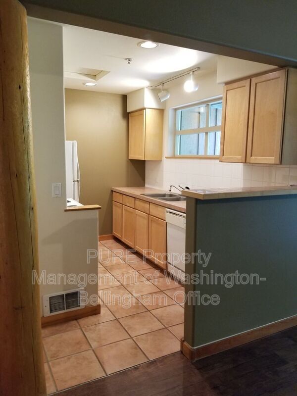 5438 Snow Goose Ln Unit 103, Blaine, WA 98230 Condo for Rent in Blaine, WA