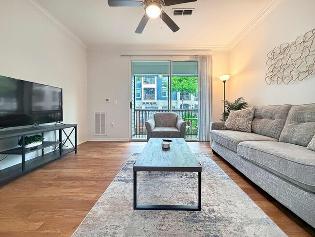 Foto del edificio - 25150 Lovegrass Dr