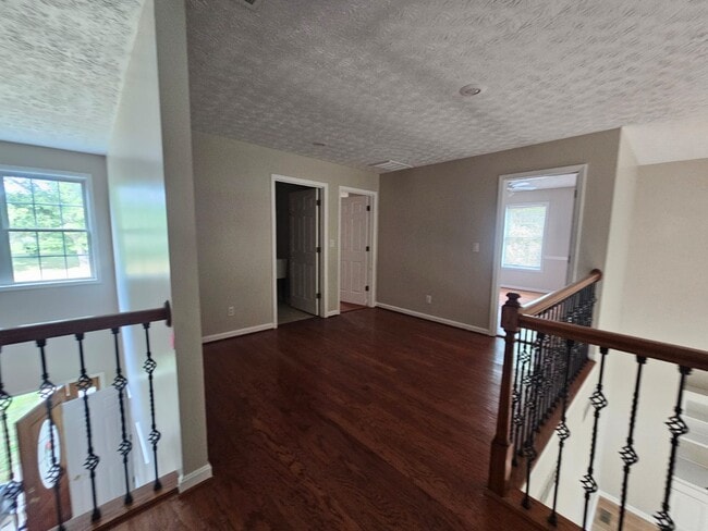Building Photo - 5001 Max Ridge Ct