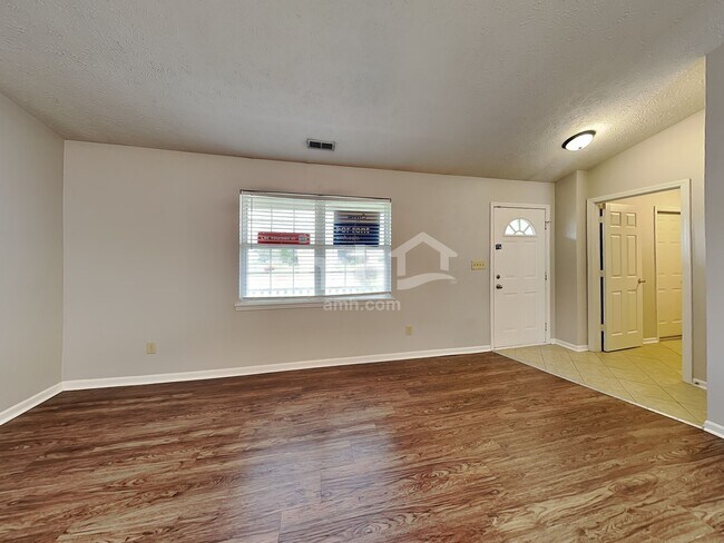 Foto del edificio - 489 E Quail Ridge Dr