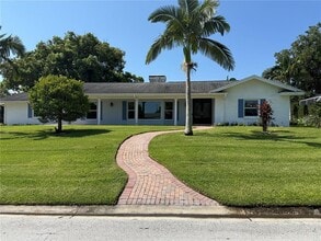 Building Photo - 1260 Palm Blvd