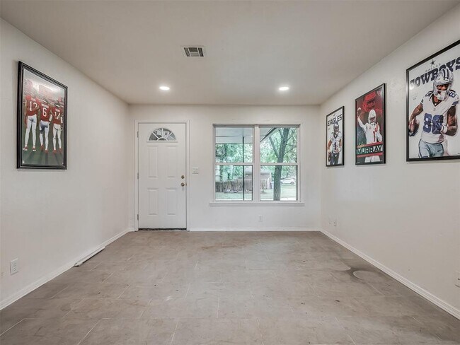 Foto del edificio - 1512 Bedford Ln