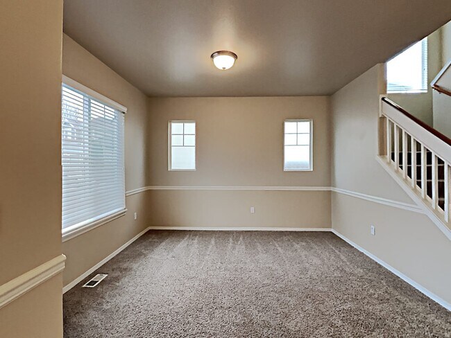 Building Photo - 1717 SW 346th Pl
