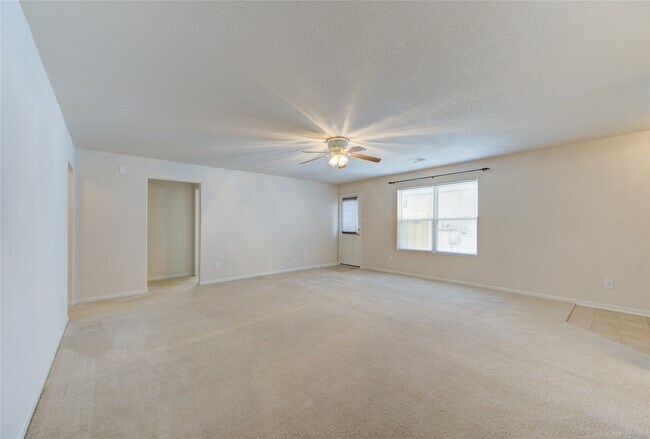 Foto del edificio - 3639 Barkers Crossing Ave