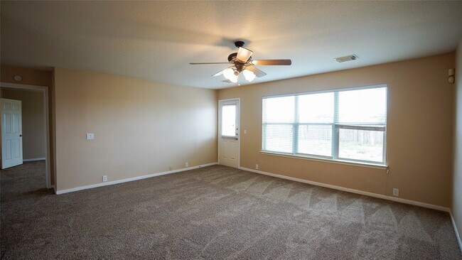 Building Photo - 16526 Bristle Creek Dr