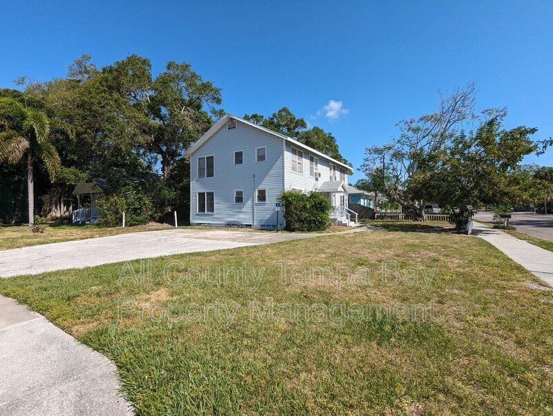 Primary Photo - 2727 49th St S