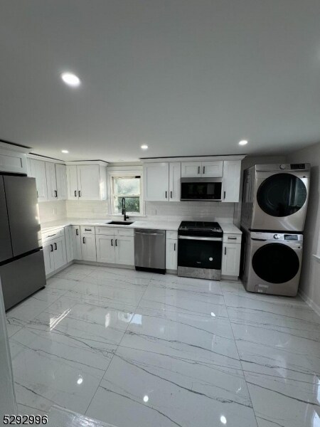 Foto del edificio - 536 Broughton Ave