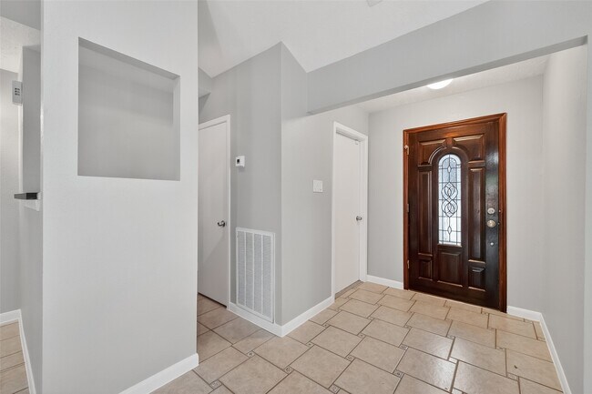 Foto del edificio - 10506 Ivy Oaks Ln