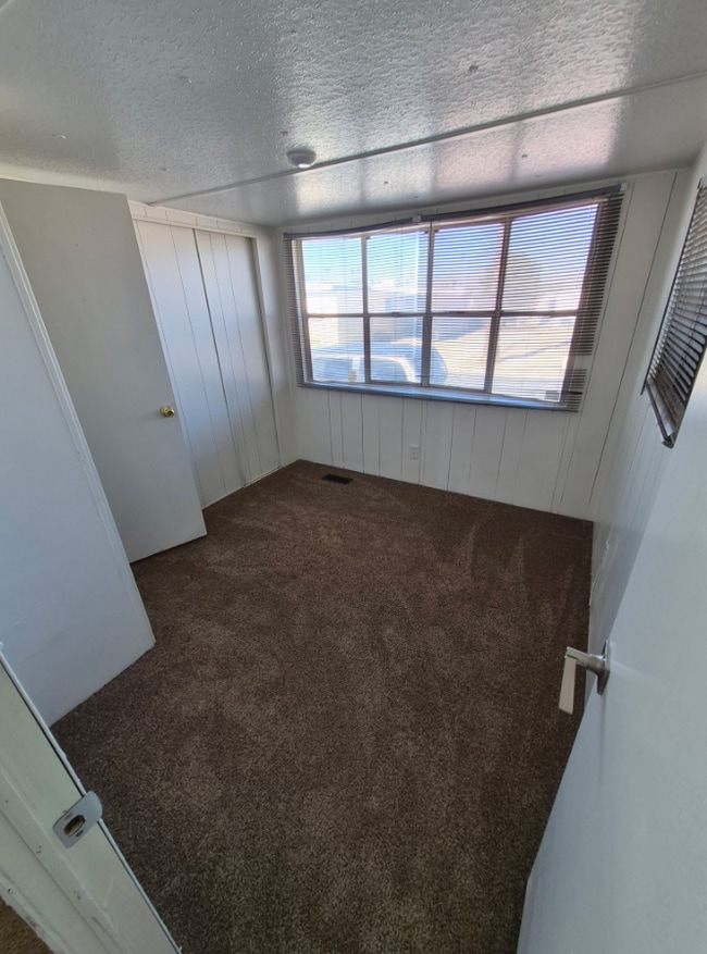 Building Photo - 3601 E Wyoming Ave