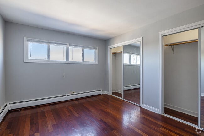 1HAB, 1BA - Dormitorio - 7520 W Grand Ave