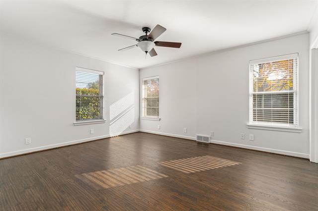 Foto del edificio - 6836 Woodland Dr