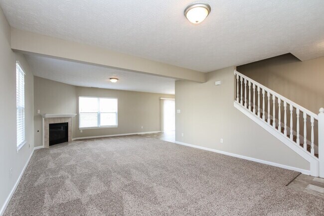 Foto del edificio - 1255 Spring Ridge Cir