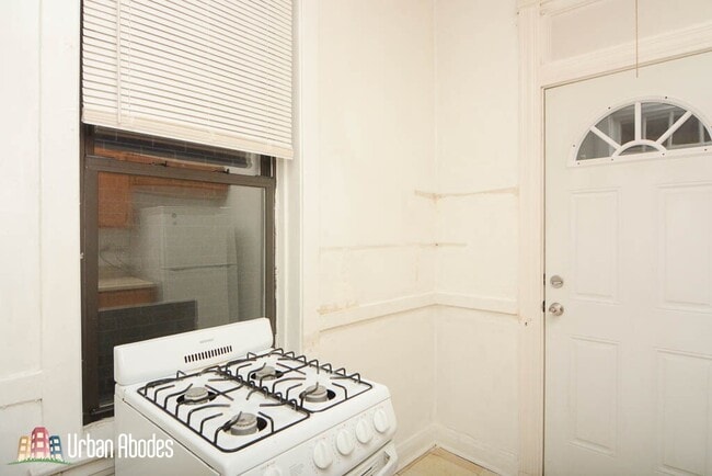 Foto del edificio - 727 W Barry Ave