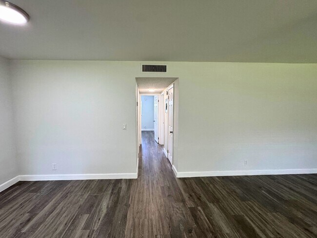 Foto del edificio - 4160 21st St