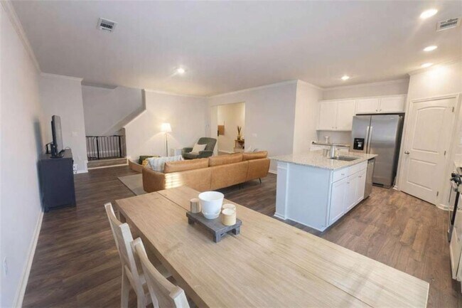 Foto del edificio - 3190 Greyton Dr