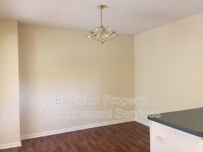 Foto del edificio - 1492 Cedar Creek Dr