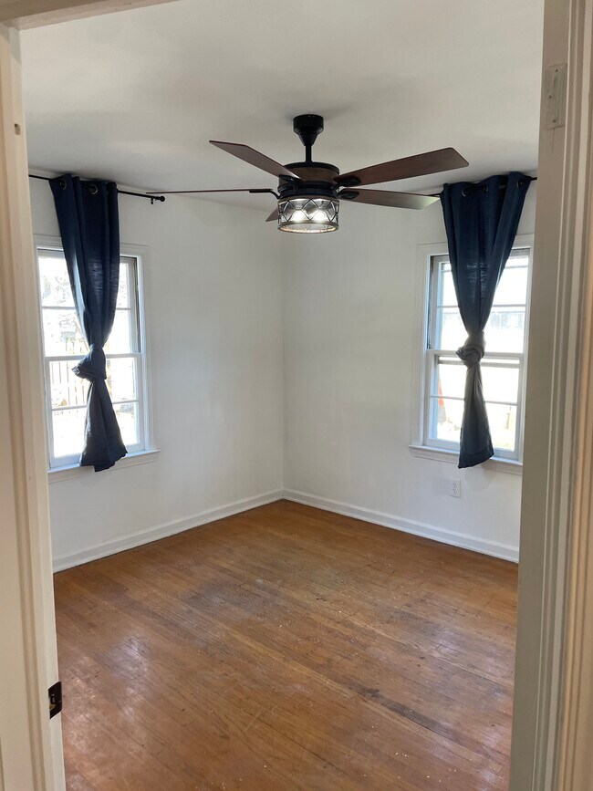 Foto del edificio - 1039 Anna St