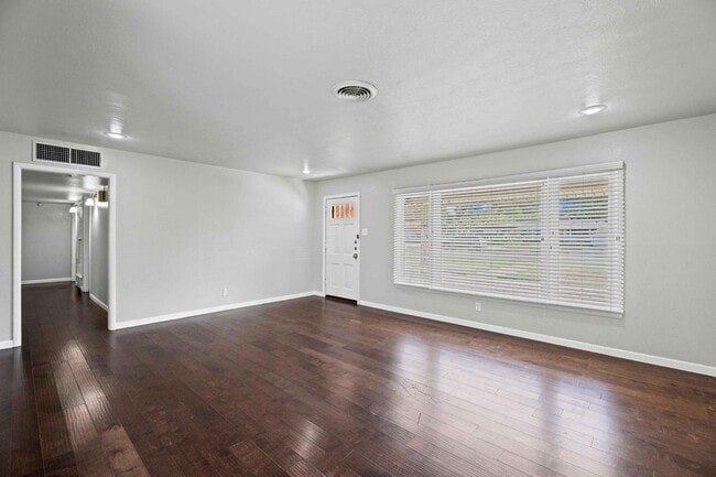 Foto del edificio - 3520 42nd St