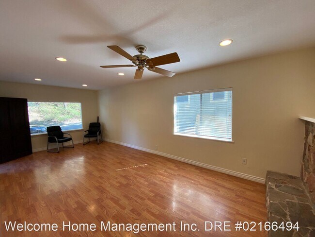 Building Photo - 3 br, 1 bath House - 45 Green Street