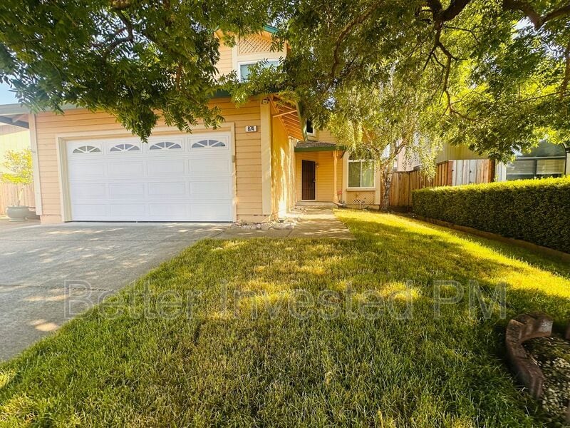 Primary Photo - 674 Claudius Way