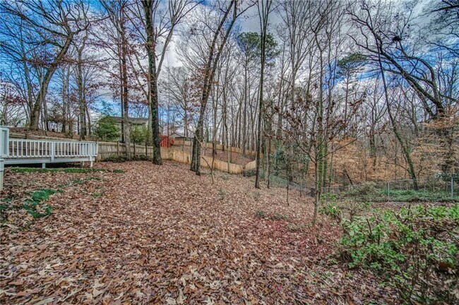 Foto del edificio - 1208 Laurel Cliff Dr SE