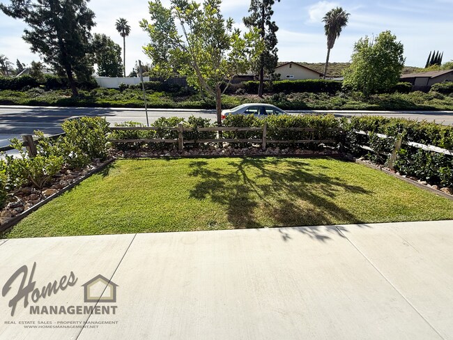 Foto del edificio - 772-774 Vineyard Rd