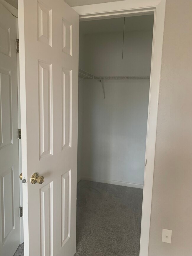 Foto del edificio - 4607 Bayshore Dr