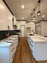 Building Photo - 1002 Natchez Ave