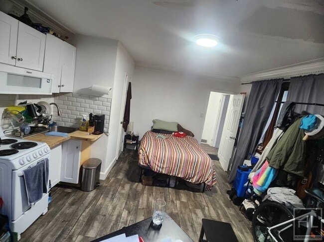 Building Photo - CANARSIE ROAD