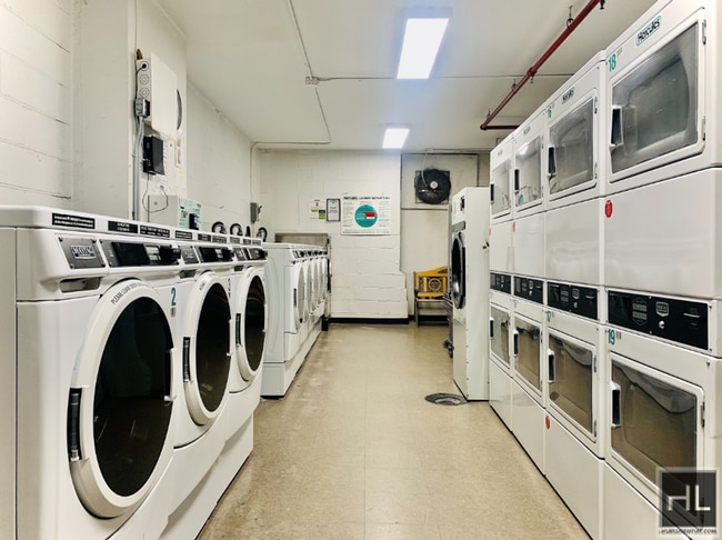 Building Photo - EAST 56 STREET