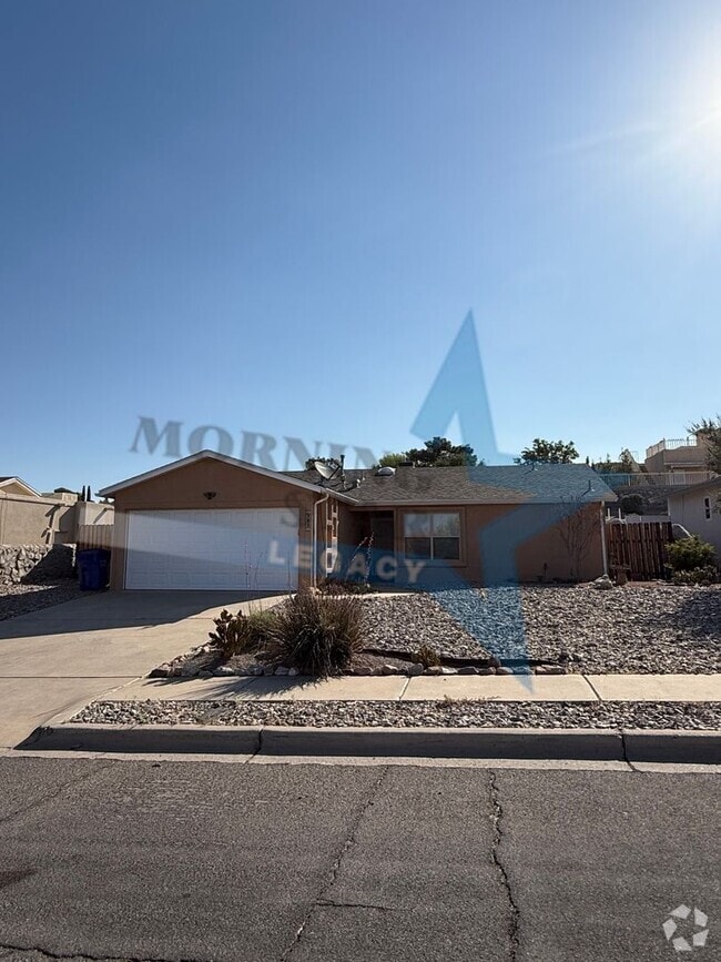 Building Photo - 765 Frontier Dr