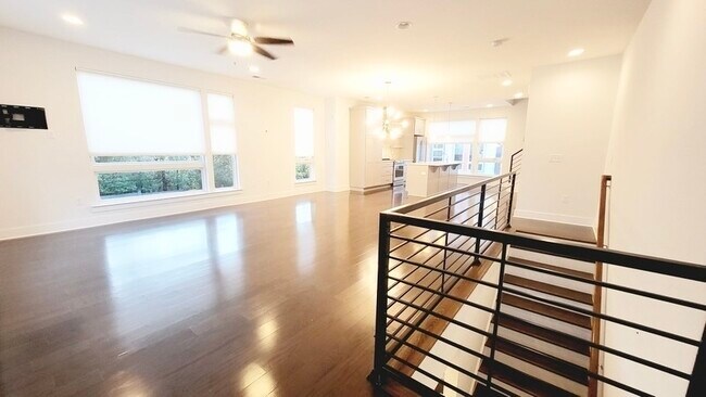 Building Photo - 118 Poindexter Dr