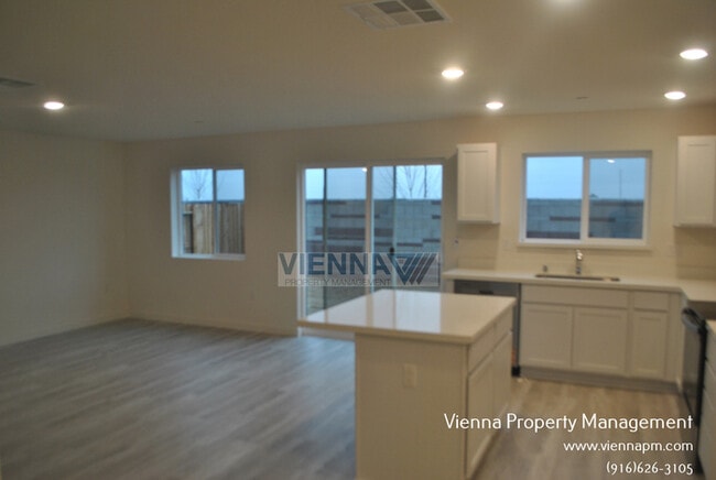 Building Photo - BRAND NEW West Roseville Solar home for rent!