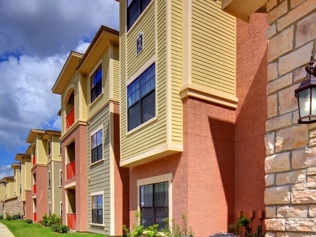 Foto del edificio - Artisan at Creekside