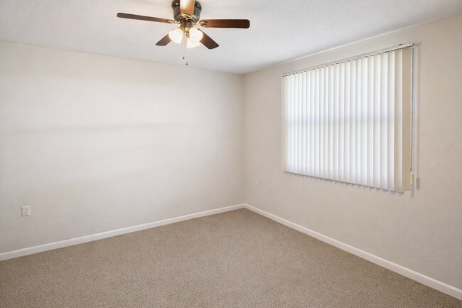 Foto del edificio - 3501 Village Blvd