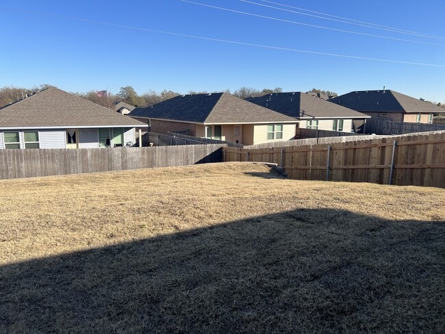 Foto del edificio - 13812 Klinsman Rd