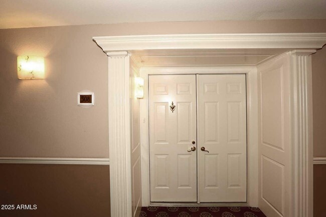 Building Photo - 4200 N Miller Rd