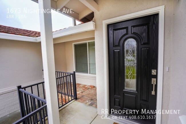 Building Photo - Beautifully Remodeled Home in Desirable Su...