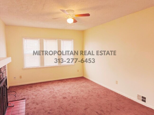 Building Photo - 35130 June Dr